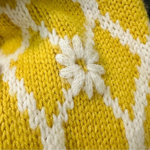 Anthropologie MOTH Chunky Sweater Flower Cardigan Yellow Wool & Cashmere Y2K M - Picture 4 of 7